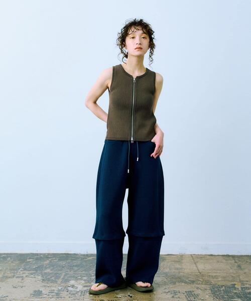 THE GOODLAND MARKET(ザグッドランドマーケット)の「cwtch SLEEVE LESS ZIPTOPS(ニット/セーター・レディース・グレー/アイボリー/ブラウン・FREE)」の12枚目の写真