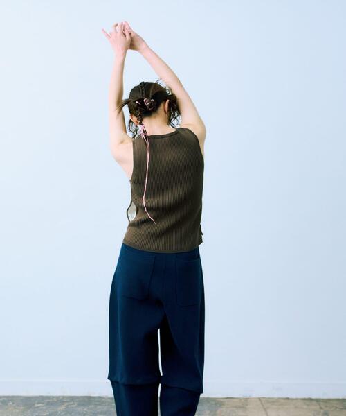 THE GOODLAND MARKET(ザグッドランドマーケット)の「cwtch SLEEVE LESS ZIPTOPS(ニット/セーター・レディース・グレー/アイボリー/ブラウン・FREE)」の14枚目の写真