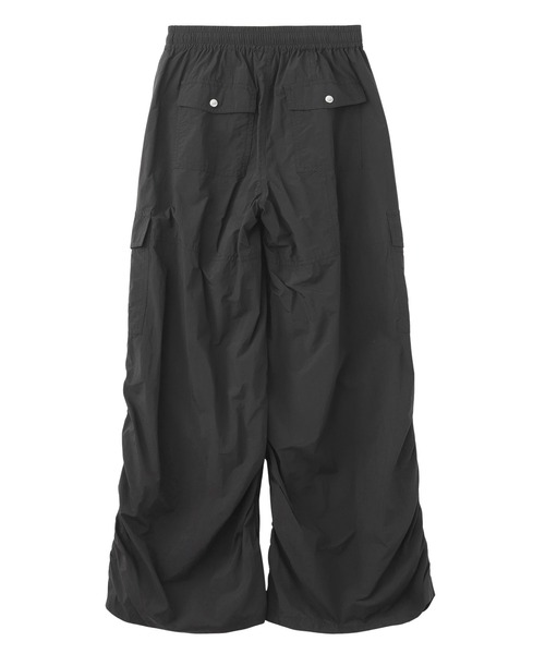 X-girl（エックスガール）の「VOLUME HEM LOOSE EASY PANTS（カーゴパンツ・レディース・ブラック/ライトグレー/ブラウン・S/M）」の4枚目の写真