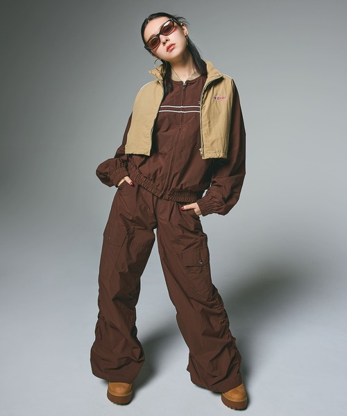 X-girl（エックスガール）の「VOLUME HEM LOOSE EASY PANTS（カーゴパンツ・レディース・ブラック/ライトグレー/ブラウン・S/M）」の22枚目の写真