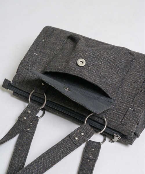 epnok（エプノック）の「【EPNK】Nep yarn mini boston bag / ネップヤーンミニボストンバッグ（ハンドバッグ・メンズ・チャコールグレー/サンドベージュ・FREE）」の5枚目の写真