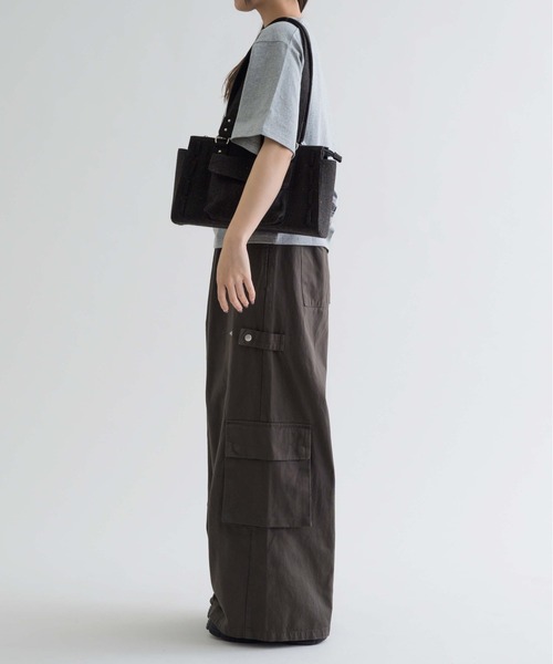 epnok（エプノック）の「【EPNK】Nep yarn mini boston bag / ネップヤーンミニボストンバッグ（ハンドバッグ・メンズ・チャコールグレー/サンドベージュ・FREE）」の17枚目の写真