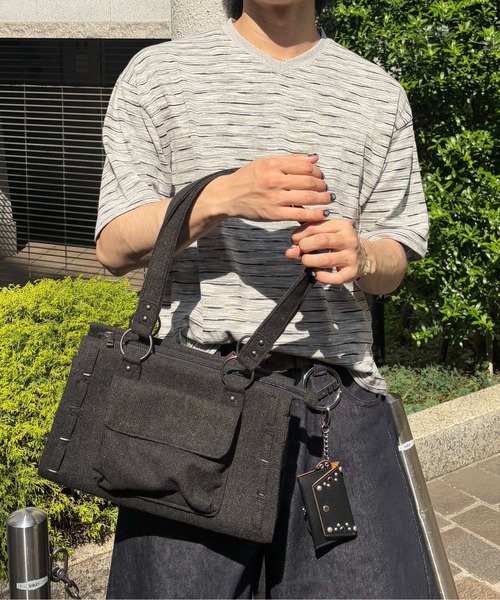 epnok（エプノック）の「【EPNK】Nep yarn mini boston bag / ネップヤーンミニボストンバッグ（ハンドバッグ・メンズ・チャコールグレー/サンドベージュ・FREE）」の3枚目の写真