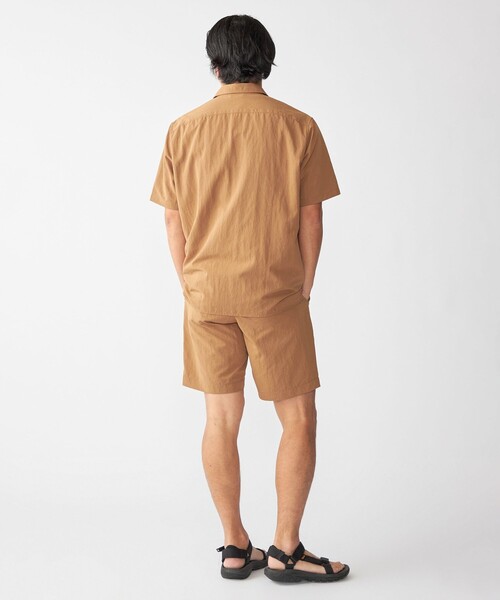 SHIPS(シップス)の「SHIPS: NETPLUS(R) ショートスリーブ シャツ(シャツ/ブラウス・メンズ・ブラック/ライトグレー/キャメル・SMALL/MEDIUM/LARGE/X-LARGE)」の21枚目の写真