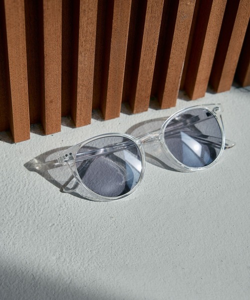 LEPSIM（レプシィム）の「調光ファッショングラス　451342（メガネ・レディース・ブラック/ホワイト/キャメル/ライトグレー/ベージュ系その他/グレー・ONE SIZE）」の8枚目の写真