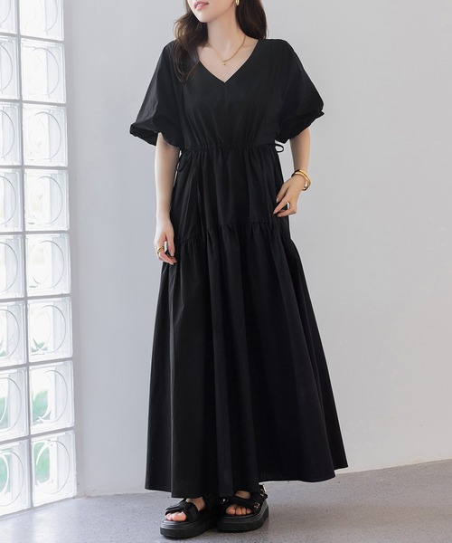 レディース ぽわん袖ウエストギャザーティアードロングワンピース