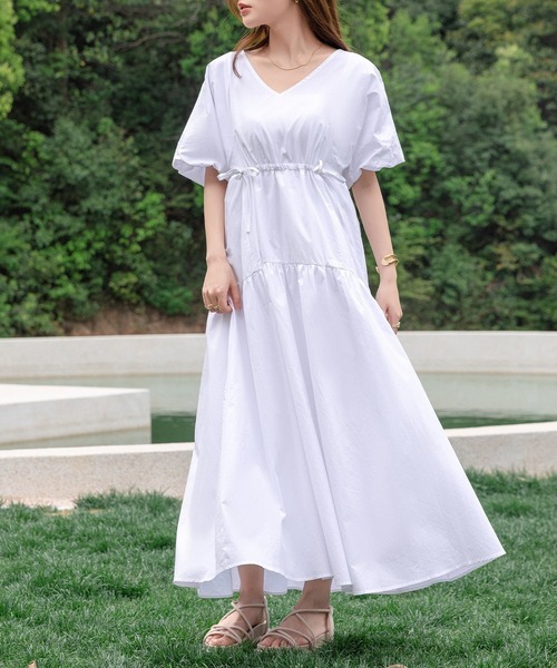 DAY CLOSET(デイ クローゼット)の「レディース ぽわん袖ウエストギャザーティアードロングワンピース(ワンピース・レディース・ブルー系その他/ホワイト/ブラック・S/M)」の5枚目の写真