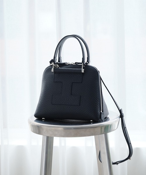 IACUCCI（イアクッチ）の「ギブリ S ALCE（ボストンバッグ・レディース・ブラウン/ライトグリーン/ブラック/グレイッシュベージュ/ネイビー・FREE）」の5枚目の写真