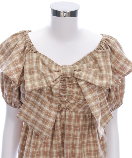clear（クリア）の「ビッグリボンチェック柄半袖ブラウス[カジュアル リボン ガーリー オフショル]≪SS新作≫（シャツ/ブラウス・レディース・ベージュ/ブラウン/レッド・F）」の9枚目の写真
