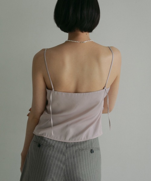 anuke（アンヌーク）の「Satin Gather Camisole（キャミソール・レディース・アイボリー/ブラック/ピンク系その他/ブルー系その他・FREE）」の9枚目の写真