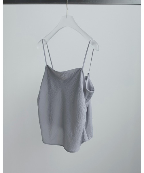 anuke（アンヌーク）の「Satin Gather Camisole（キャミソール・レディース・アイボリー/ブラック/ピンク系その他/ブルー系その他・FREE）」の16枚目の写真