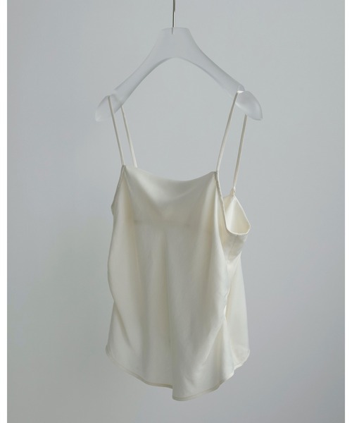 anuke（アンヌーク）の「Satin Gather Camisole（キャミソール・レディース・アイボリー/ブラック/ピンク系その他/ブルー系その他・FREE）」の17枚目の写真