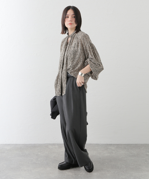 journal standard L'essage(ジャーナルスタンダードレサージュ)の「《追加》IDEVEAUX*IPEKERボウタイブラウス(シャツ/ブラウス・レディース・ブラック/ブラックミックス/ブラック系その他・FREE)」の17枚目の写真