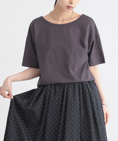 for/c(フォーシー)の「汗シミ防止バックオープンTシャツ【サスティナブル】(Tシャツ/カットソー・レディース・ブルー/オフホワイト/ブラウン/チャコールグレー・M/L)」の15枚目の写真