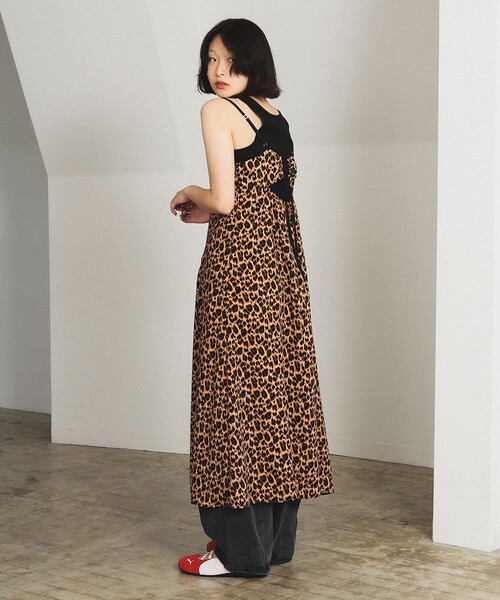 Ray BEAMS（レイビームス）の「プリント キャミ ワンピース（ワンピース・レディース・カーキ/グリーン系その他5・0/1）」の5枚目の写真