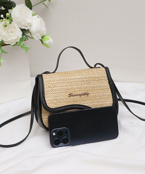 VIBGYOR(ヴィブジョー)の「urbanfemine./ストローデザインミニショルダーバッグ U7522(ショルダーバッグ・レディース・ホワイト/ピンク/ブラック・FREE)」の5枚目の写真