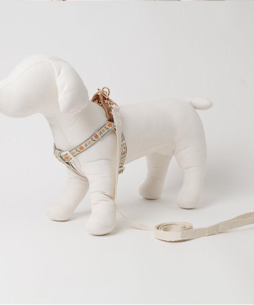 moncheri(モンシェリ)の「反射フラワー刺繍ハーネス+リードSET(リード/ハーネス/首輪・レディース・ピンク/オレンジ・M/S/L)」の19枚目の写真