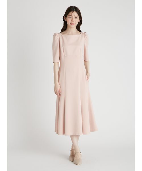 CELFORD（セルフォード）の「ポンチマーメイドシルエットワンピース（ワンピース・レディース・ピンクベージュ/ネイビー/モカ・36/38）」の3枚目の写真