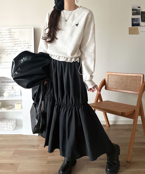 セール】一枚でコーディネートが完成する優秀アイテム◎胸刺繍ドロスト