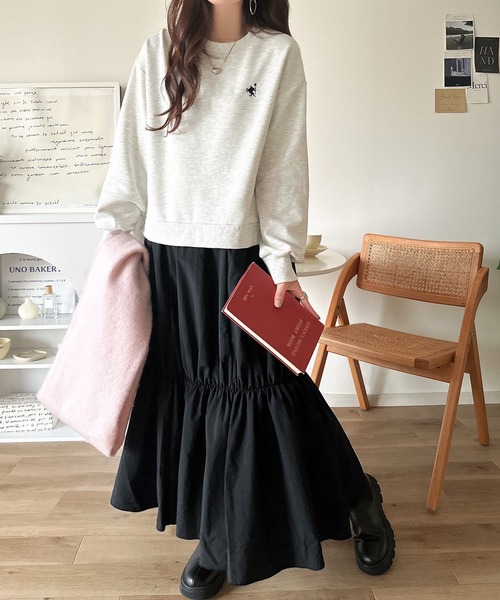 classicalelf(クラシカルエルフ)の「一枚でコーディネートが完成する優秀アイテム◎胸刺繍ドロスト裏起毛ドッキングワンピース(ワンピース・レディース・ブラウン/オートミール/ブラック・MEDIUM/LARGE/X-LARGE/SMALL)」の13枚目の写真