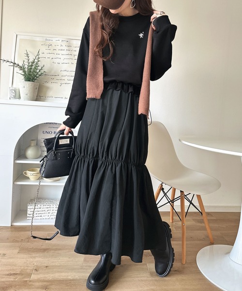 classicalelf(クラシカルエルフ)の「一枚でコーディネートが完成する優秀アイテム◎胸刺繍ドロスト裏起毛ドッキングワンピース(ワンピース・レディース・ブラウン/オートミール/ブラック・MEDIUM/LARGE/X-LARGE/SMALL)」の20枚目の写真