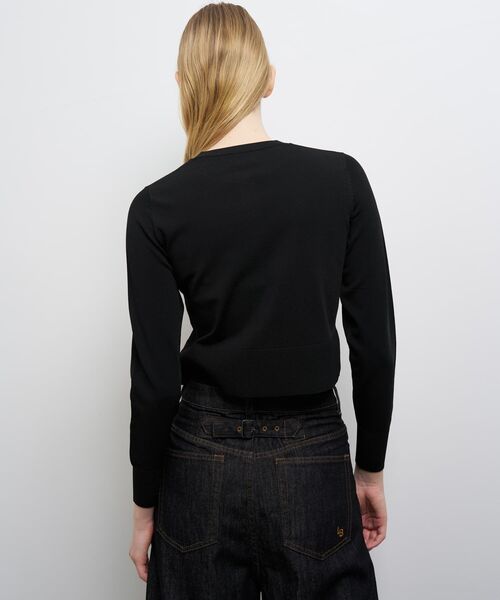 LANVIN en Bleu（ランバンオンブルー）の「フラワービーズ刺繍カーディガン（ニット/セーター・レディース・ブラック・38）」の6枚目の写真