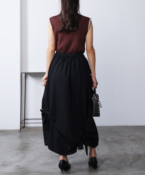 PICCIN PERLA（ピッチンペルラ）の「袖口パールノースリーブニット（ニット/セーター・レディース・ブラウン/ブラック・M）」の16枚目の写真