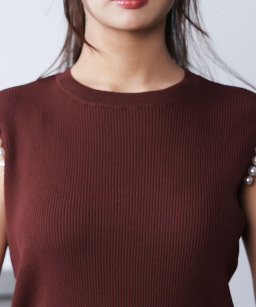 PICCIN PERLA（ピッチンペルラ）の「袖口パールノースリーブニット（ニット/セーター・レディース・ブラウン/ブラック・M）」の17枚目の写真