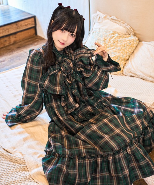 kutir（クティール）の「【クティールとレトロ】2WAYフリルボウタイ