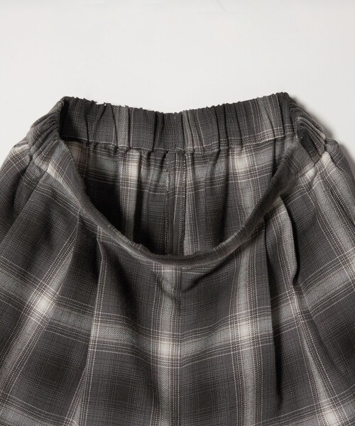 CITEN（シテン）の「＜CITEN＞オンブレチェックイージーパンツ（スラックス・レディース・ダークグレー/オフホワイト・M/S）」の20枚目の写真