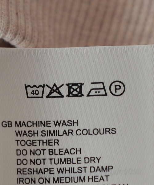 FRED PERRY(フレッドペリー)の「FRED PERRY: ハーフ ジップ スウェット(スウェット・メンズ・ブラック/ナチュラル・MEDIUM/LARGE/X-LARGE)」の18枚目の写真