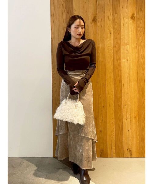 LAGUNAMOON（ラグナムーン）の「オフショルドレープ2WAYトップス（Tシャツ/カットソー・レディース・アイボリー/ブラック/ブラウン・FREE）」の19枚目の写真