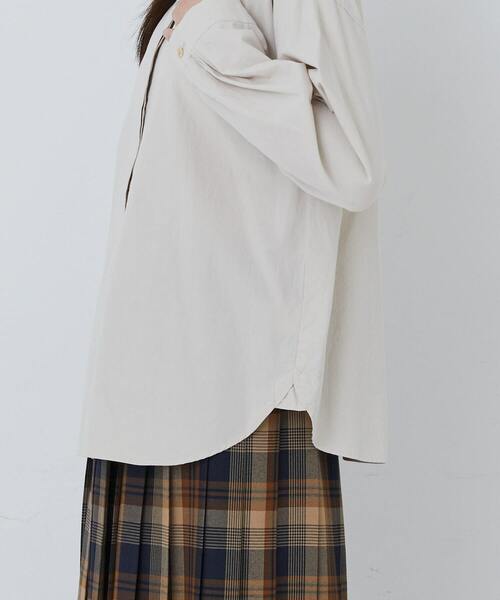 conges payes ADIEU TRISTESSE（コンジェ ペイエ アデュートリステス）の「タイプライターフリルシャツ（シャツ/ブラウス・レディース・オフホワイト/ベージュ・38）」の3枚目の写真