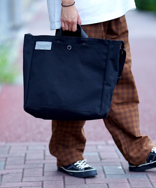 WEEKEND(ER)(ウィークエンダー)の「WEEKEND(ER) WORKERS TOTE(トートバッグ・メンズ・ブラック/ベージュ・FREE)」の16枚目の写真