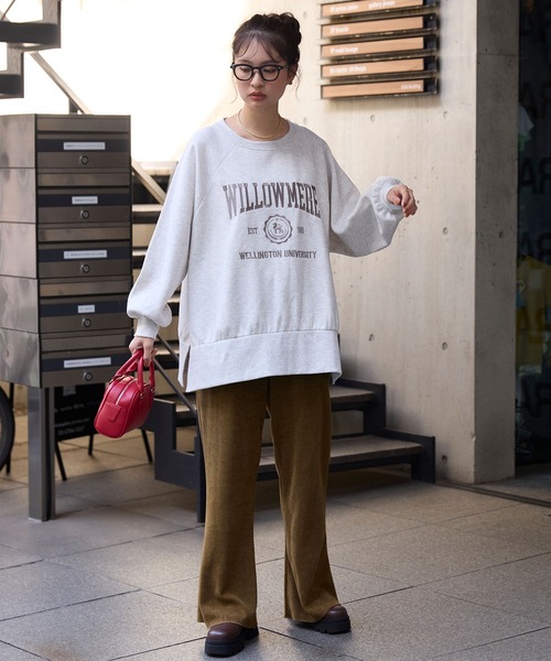 セール】カレッジロゴ刺繍サイドスリット裏起毛オーバーサイズ