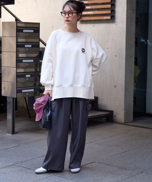 カレッジロゴ刺繍サイドスリット裏起毛オーバーサイズスウェット MONO