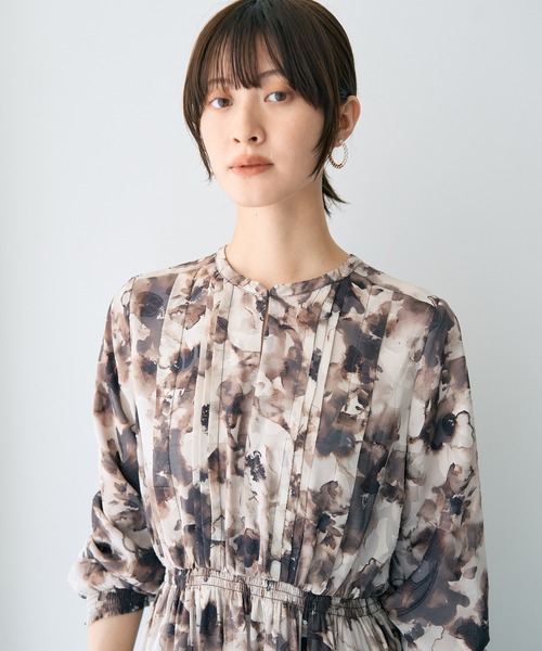 YECCA VECCA（イェッカヴェッカ）の「ぼかしフラワー柄長袖ワンピース（ワンピース・レディース・テラコッタ/ベージュ・FREE）」の14枚目の写真