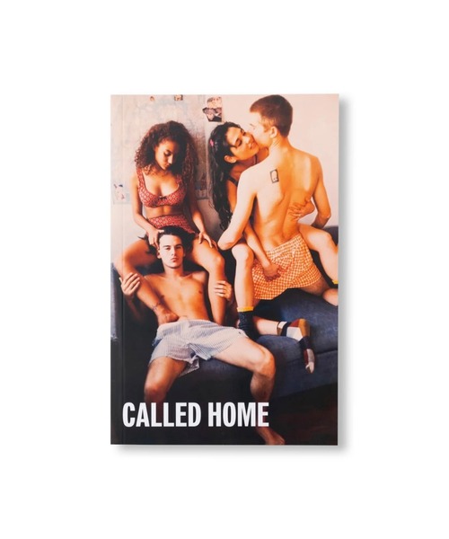 VILLA BOOKS(B ubNX)CALLED HOME by Larry Clark({)