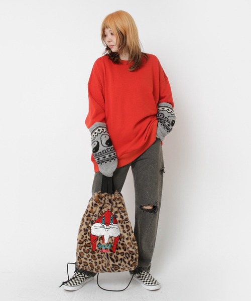 RNA（アールエヌエー）の「E5186 ラビット刺繍ヘアリーBAG（バックパック/リュック・レディース・ベージュ/ピンク/モスグリーン・FREE）」の8枚目の写真