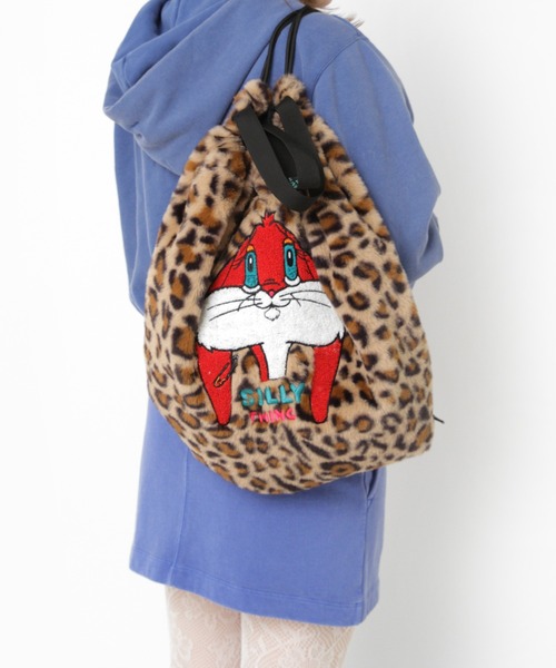 RNA（アールエヌエー）の「E5186 ラビット刺繍ヘアリーBAG（バックパック/リュック・レディース・ベージュ/ピンク/モスグリーン・FREE）」の18枚目の写真