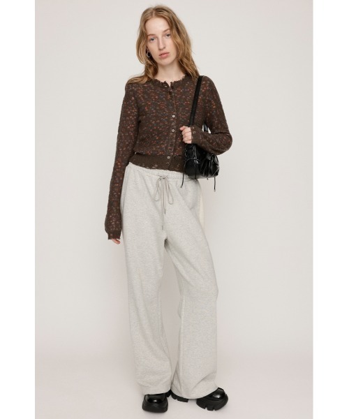 SLY(スライ)の「TWIN BLOOM KNIT C/D ツイン ブルーム ニット カーディガン 秋服 冬服(カーディガン/ボレロ・レディース・ベージュ/ブラウン/ピンク・FREE)」の4枚目の写真