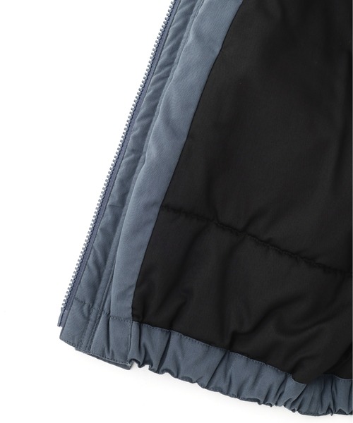 MHL.（エムエイチエル）の「LIGHTWEIGHT COTTON NYLON CANVA（ブルゾン・レディース・ブラック/ブルー・1/2）」の5枚目の写真