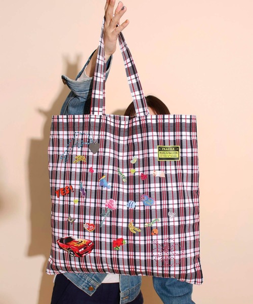 HEY!MrsROSE(ヘイミセスローズ)の「HEY! Mrs ROSE(ヘイ!ミセスローズ)BestieTOTE(トートバッグ・レディース・ブラック/ブルー/レッド/キャメル/イエロー/ブラック系その他・FREE)」の3枚目の写真