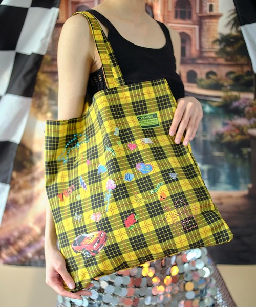 HEY!MrsROSE(ヘイミセスローズ)の「HEY! Mrs ROSE(ヘイ!ミセスローズ)BestieTOTE(トートバッグ・レディース・ブラック/ブルー/レッド/キャメル/イエロー/ブラック系その他・FREE)」の5枚目の写真