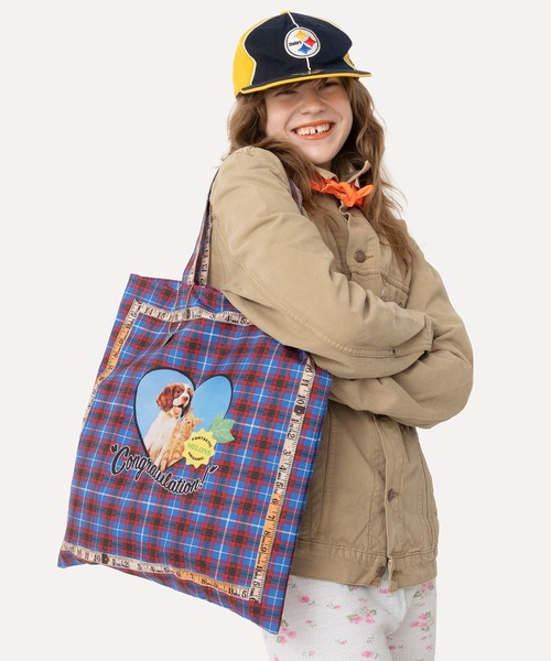 HEY!MrsROSE(ヘイミセスローズ)の「HEY! Mrs ROSE(ヘイ!ミセスローズ)BestieTOTE(トートバッグ・レディース・ブラック/ブルー/レッド/キャメル/イエロー/ブラック系その他・FREE)」の4枚目の写真