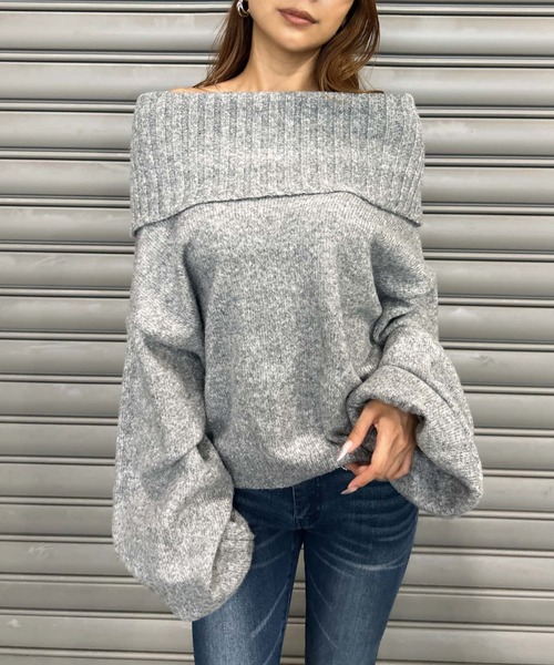 EGOIST（エゴイスト）の「ボリュームオフショルニットトップスⅡ（ニット/セーター・レディース・ベージュ/グレー/ブラック・FREE）」の2枚目の写真