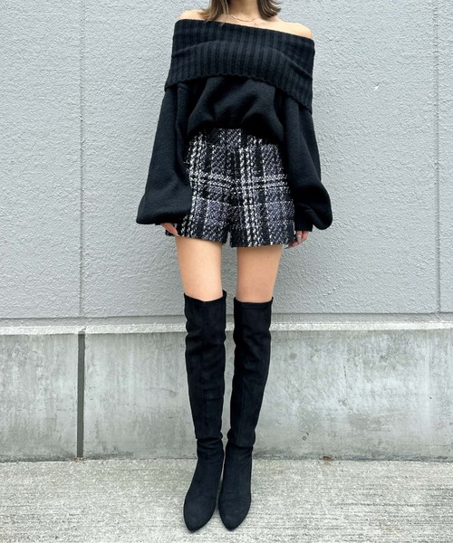 EGOIST（エゴイスト）の「ボリュームオフショルニットトップスⅡ（ニット/セーター・レディース・ベージュ/グレー/ブラック・FREE）」の21枚目の写真