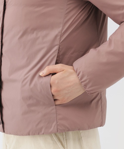 無印良品(ムジルシリョウヒン)の「婦人 軽量ダウンポケッタブルノーカラージャケット(ダウンジャケット/コート・レディース・スモークピンク/ダークブラウン・S/L/XL)」の12枚目の写真