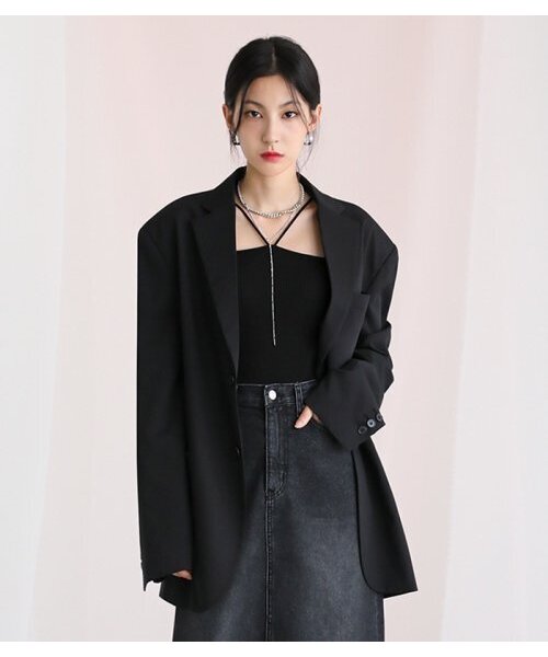 AVANDRESS(アバンドレス )の「Boyfriend Single Blazer BLACK(テーラードジャケット・レディース・その他・1/2)」の2枚目の写真