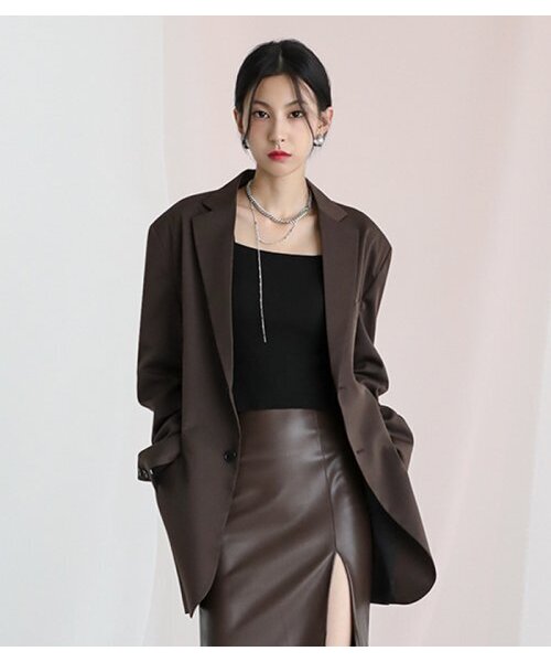 AVANDRESS(アバンドレス )の「Boyfriend Single Blazer BLACK(テーラードジャケット・レディース・その他・1/2)」の3枚目の写真